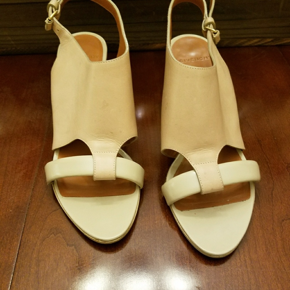 Givenchy leather Cage sandals